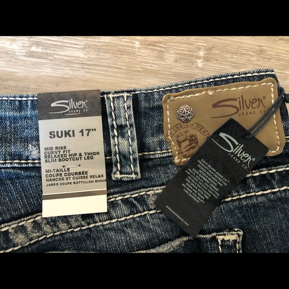 Silver Suki Mid-Rise Slim Bootcut Size 32 Jeans - Picture 3 of 4